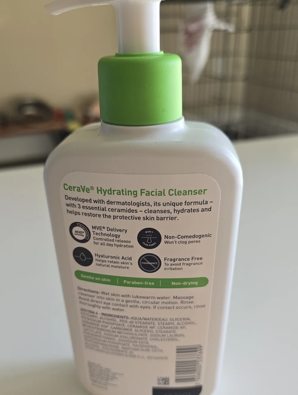 CeraVe Hydrating Facial Cleanser 12oz 355mL Normal to Dry Skin Face Wash